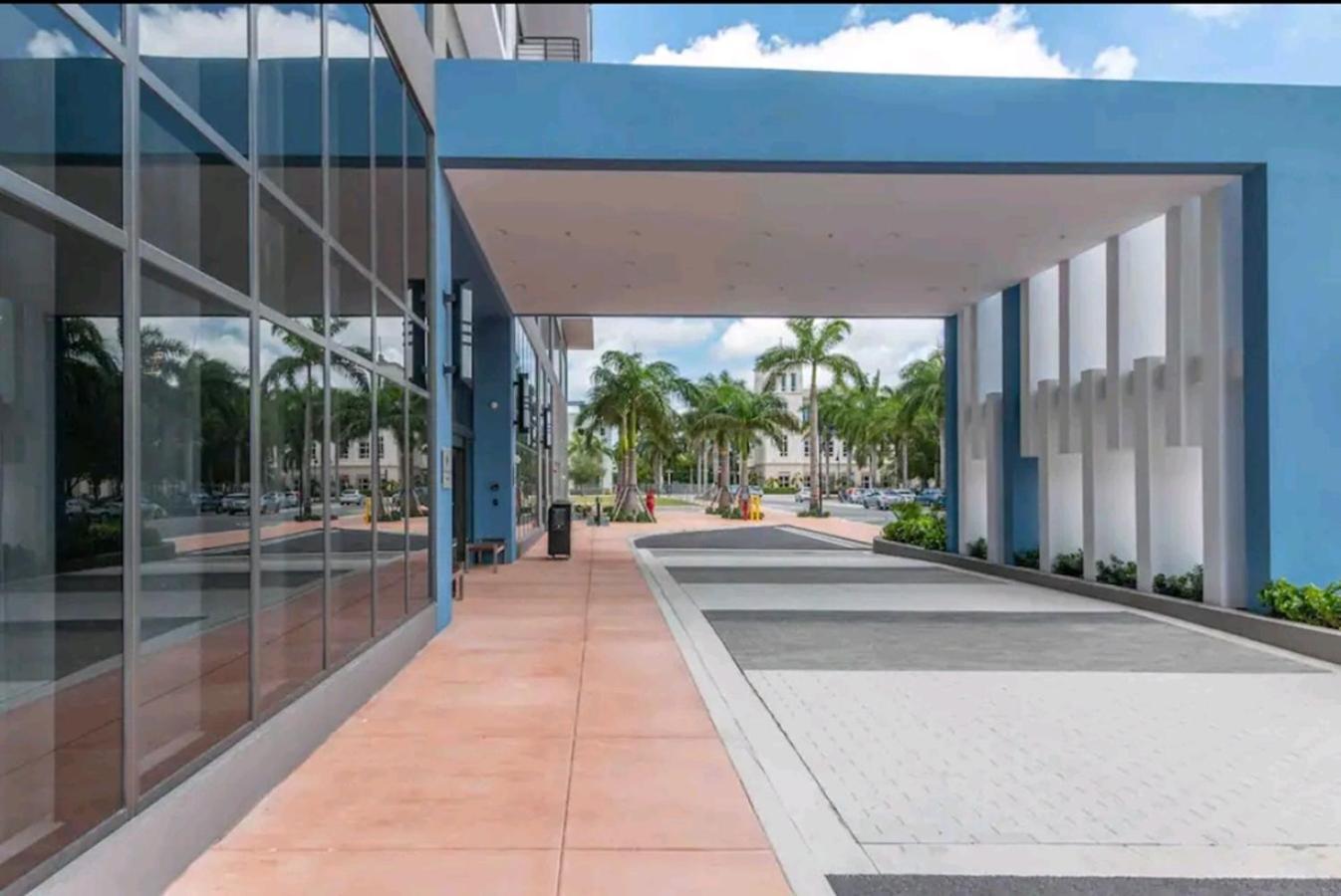 Appartement Style 1-bdrm Downtown Doral *
